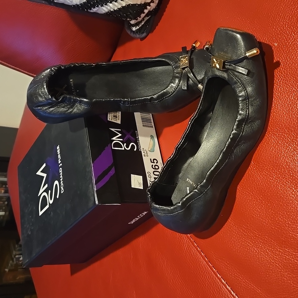 Ballet flats